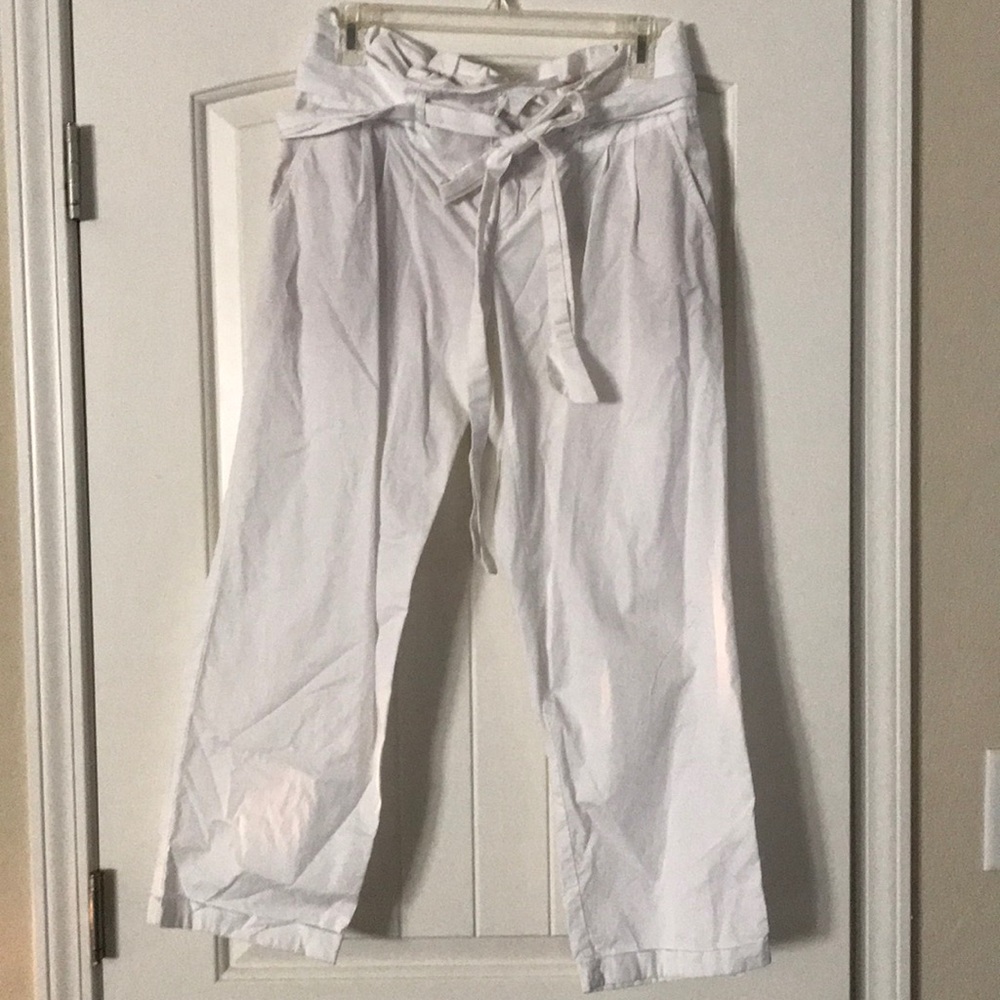 Anthropologie Cotton White Capri Pants